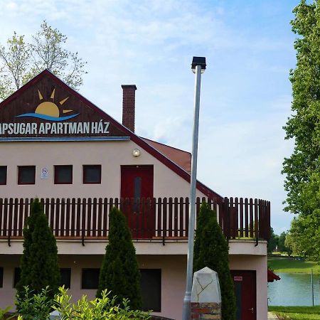Napsugár Apartman Baja Exterior foto